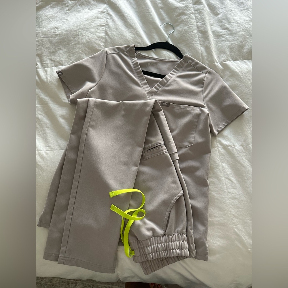 Figs Women's Scrub Set in Light Gray with Neon Accents